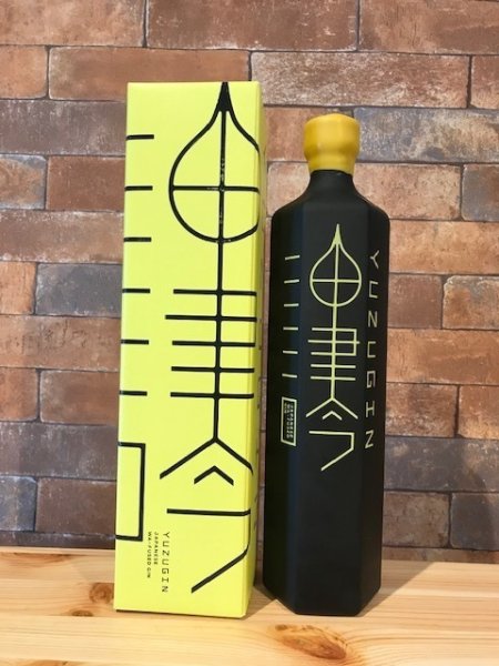 画像1: 【ジン】 油津 吟 -YUZU GIN-  47度　750ml (1)