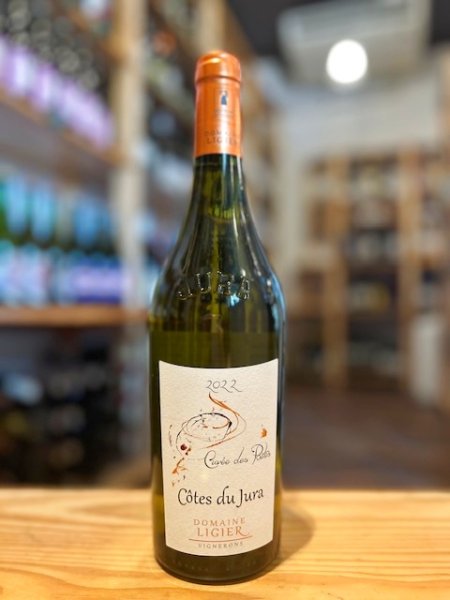 画像1: 【白・辛口】コート・デュ・ジュラ・キュヴェ・デ・ポエット　Côtes du Jura Cuvée des Poètes　 750ml/ フランス (1)